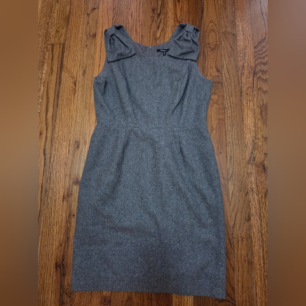 Monteau Sleeveless Gray Bow Sheath Dress Size Medium - Picture 4 of 16
